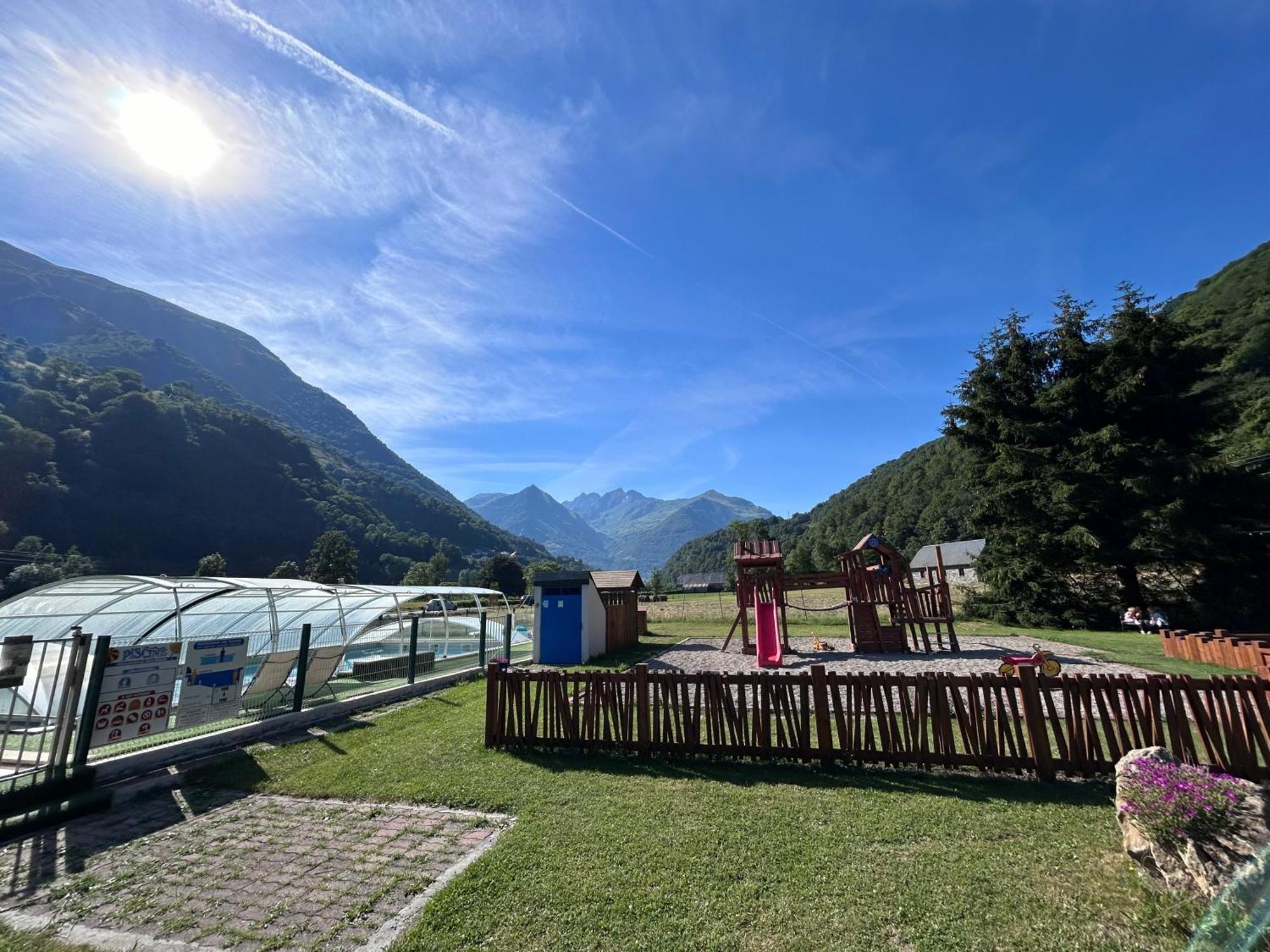 Camping Happy Pyrenees Saligos エクステリア 写真
